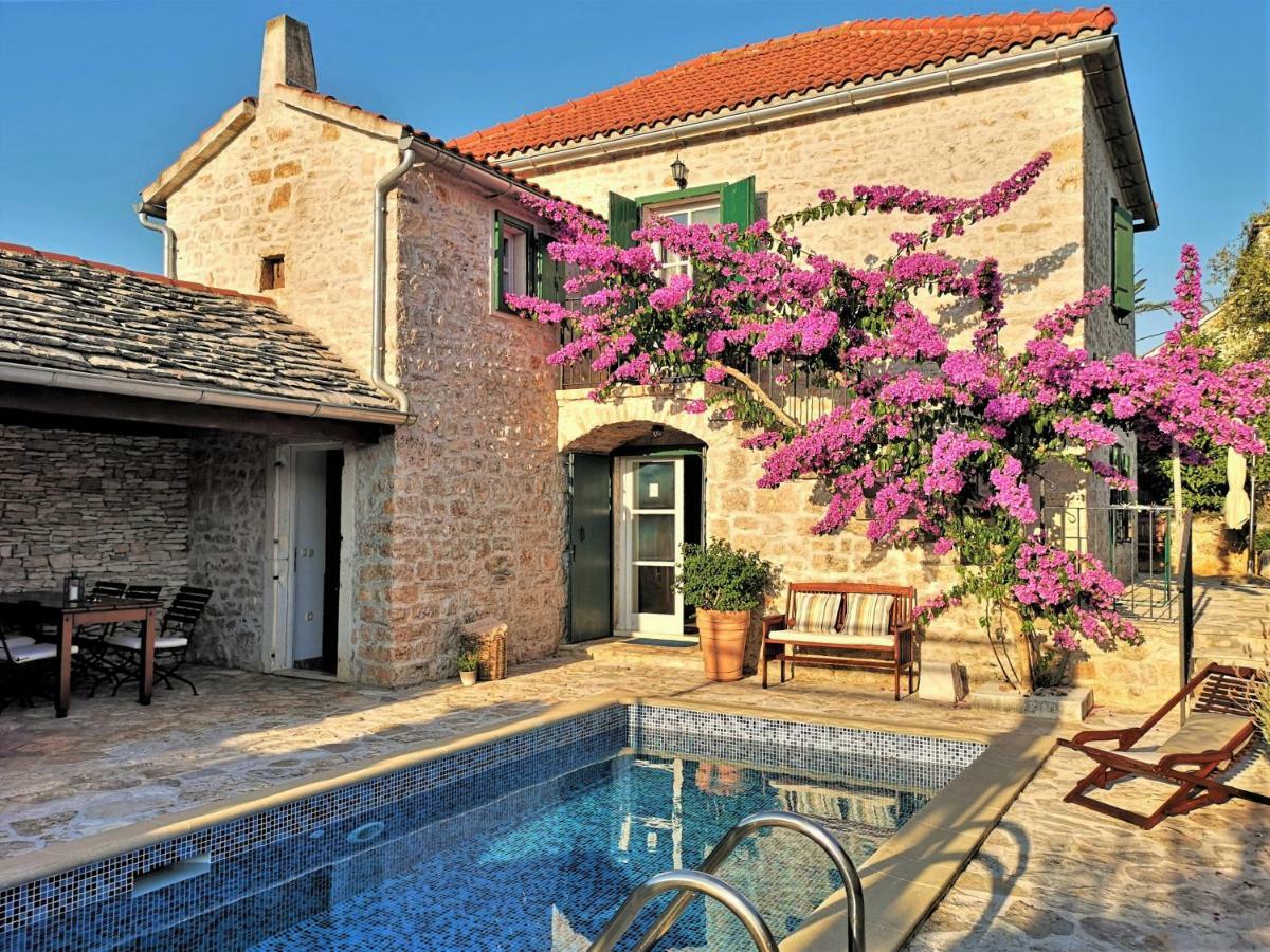 Villa Maruka Supetar Buitenkant foto